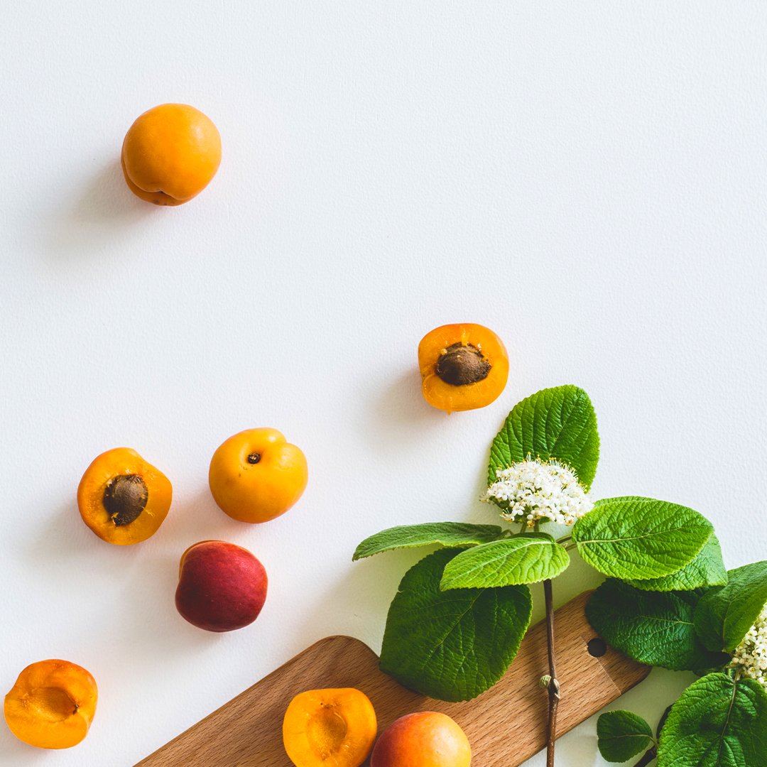 HERO INGREDIENT OF THE WEEK: APRICOT KERNEL OIL